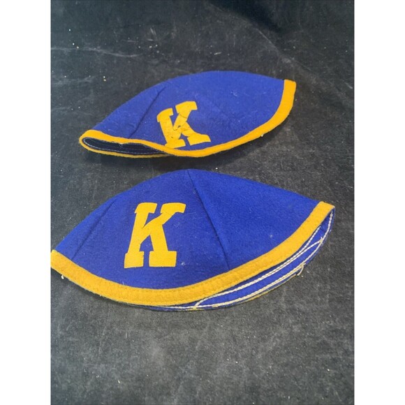 Set of 2 Vintage Felt Blue Beanie Caps Gold Letter K Kent State Golden Flashes - Picture 9 of 9